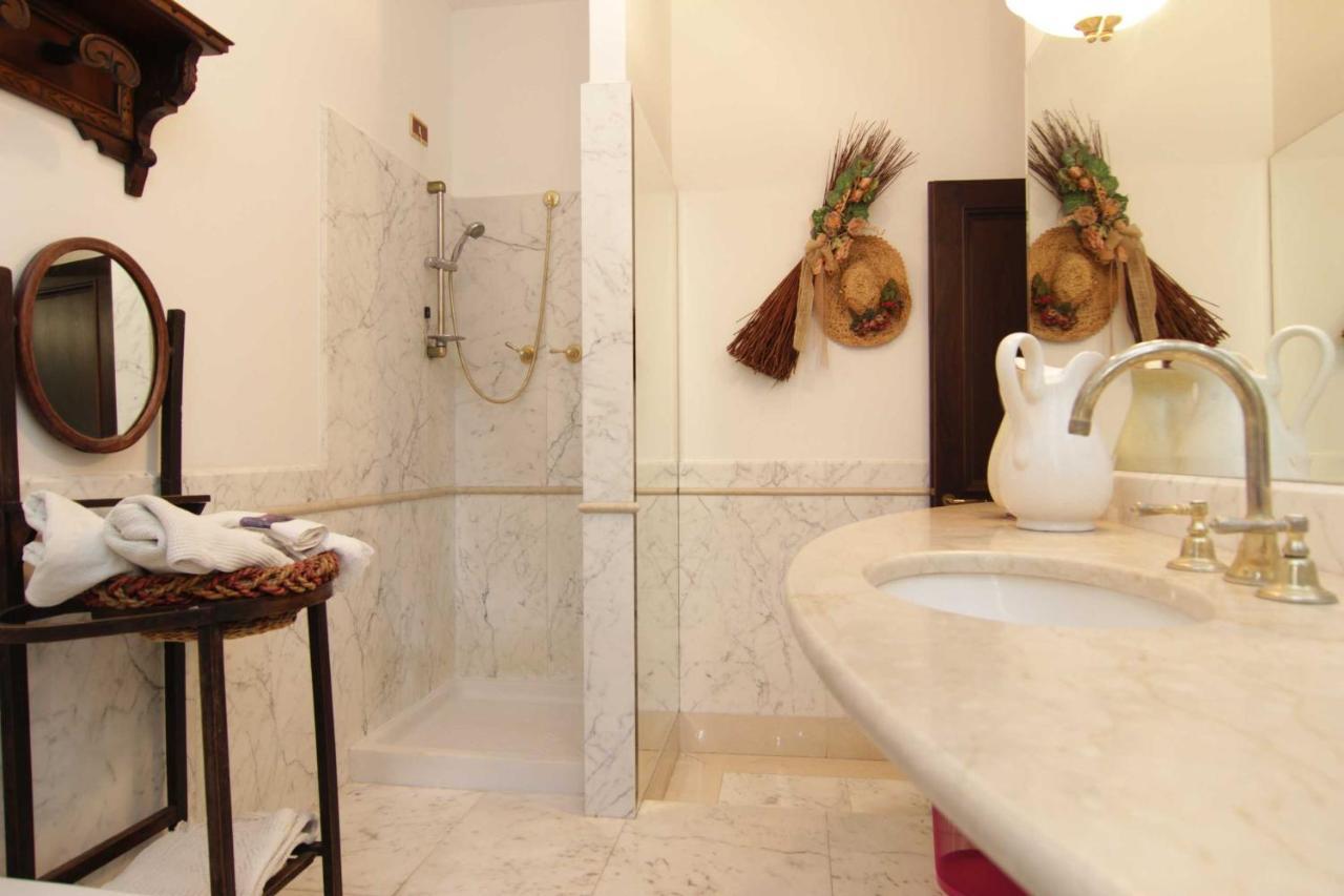 L'Arrocco Bed And Breakfast Marina Di Carrara Exteriér fotografie
