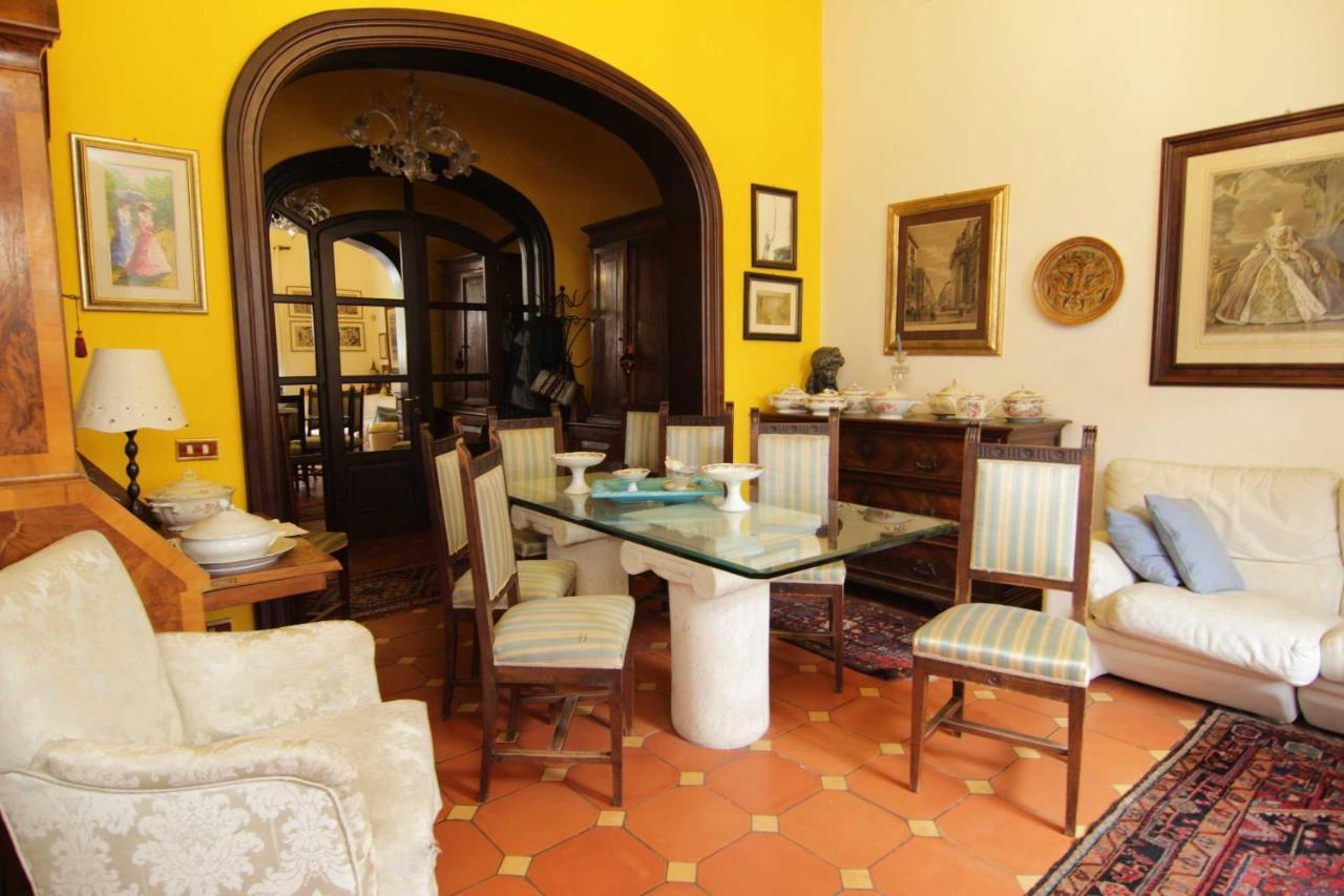 L'Arrocco Bed And Breakfast Marina Di Carrara Exteriér fotografie