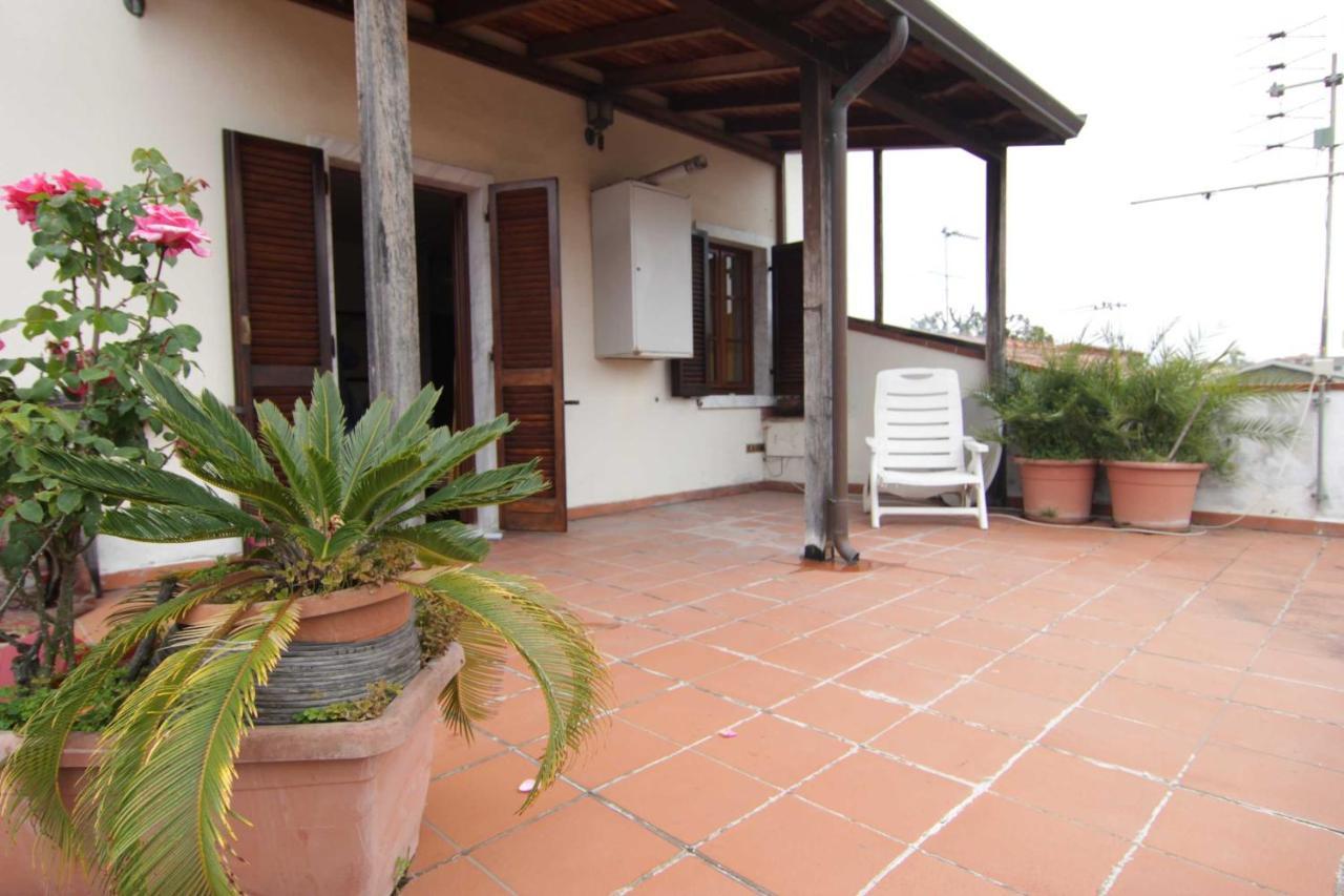 L'Arrocco Bed And Breakfast Marina Di Carrara Exteriér fotografie